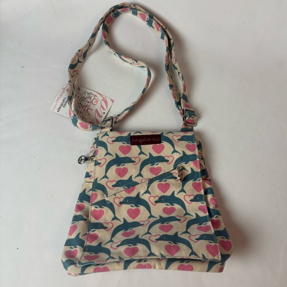 NWT Bungalow 360 Canvas Small Messenger Crossbody Bag Dolphin Heart Print